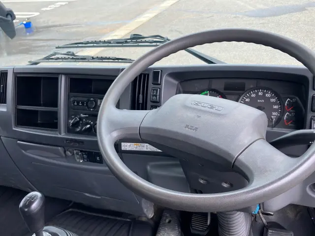 いすゞ フォワード 2RG-FRR90S1(2WD)の写真21