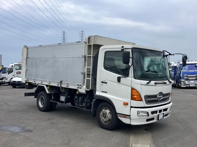 日野 レンジャー SKG-FC9JEAP(2WD)の写真2