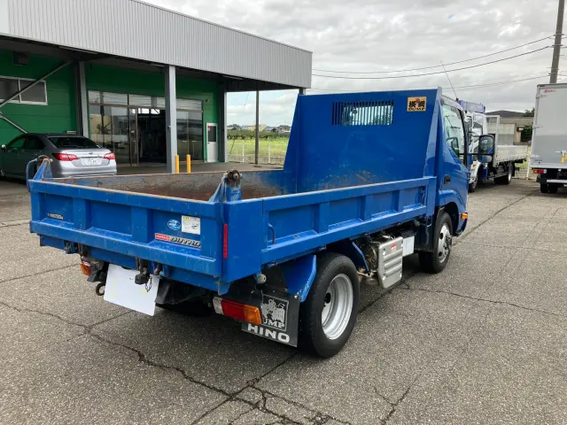 日野 デュトロ 2KG-XZU675T(4WD)の写真3