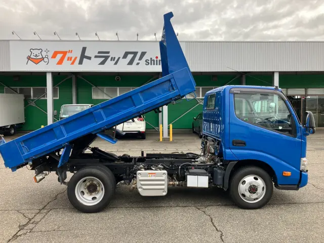 日野 デュトロ 2KG-XZU675T(4WD)の写真6