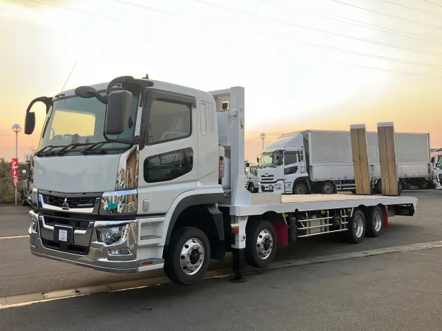 三菱 スーパーグレート 2PG-FS70HZ(8x4)の写真1