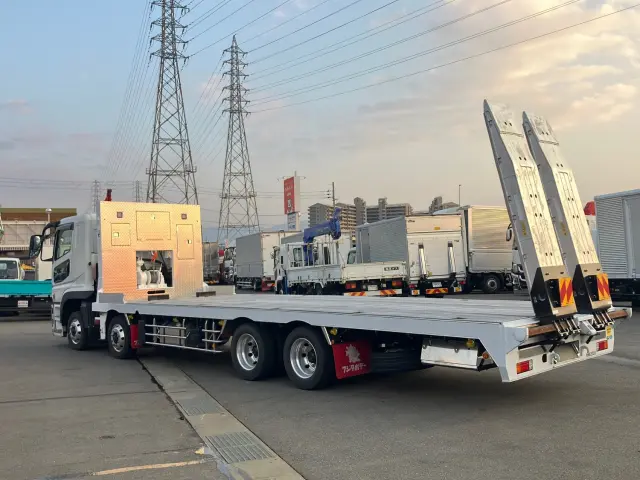 三菱 スーパーグレート 2PG-FS70HZ(8x4)の写真4