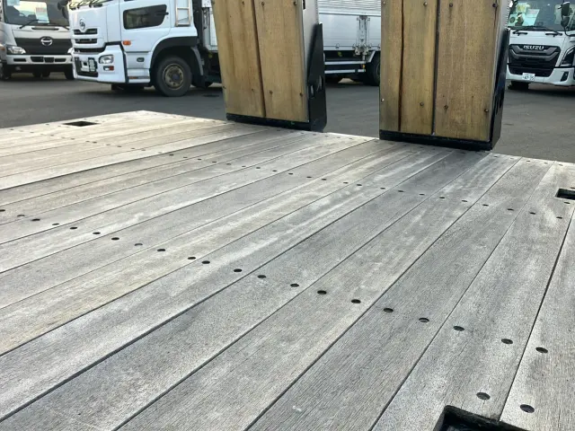 三菱 スーパーグレート 2PG-FS70HZ(8x4)の写真14