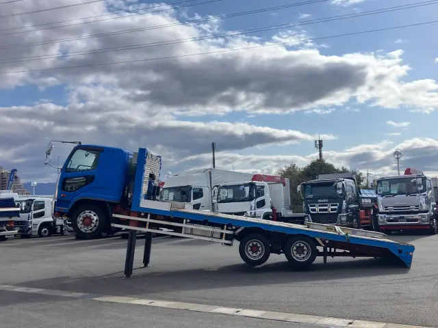 三菱 ファイター QDG-FQ62F(6x4)の写真5