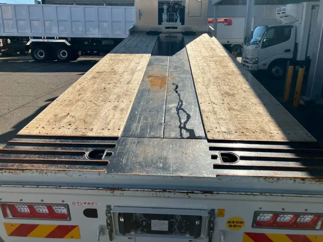 三菱 スーパーグレート 2PG-FV70HY(6x4)の写真9