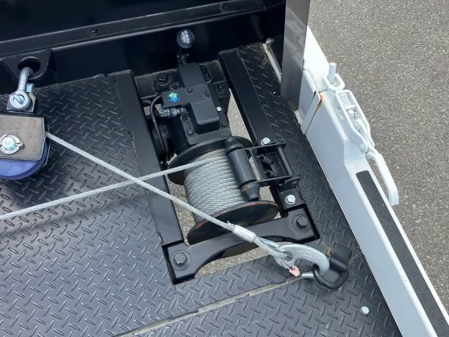 いすゞ エルフ 2RG-NPR88AN(2WD)の写真13