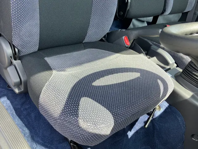 いすゞ エルフ 2RG-NPR88AN(2WD)の写真20