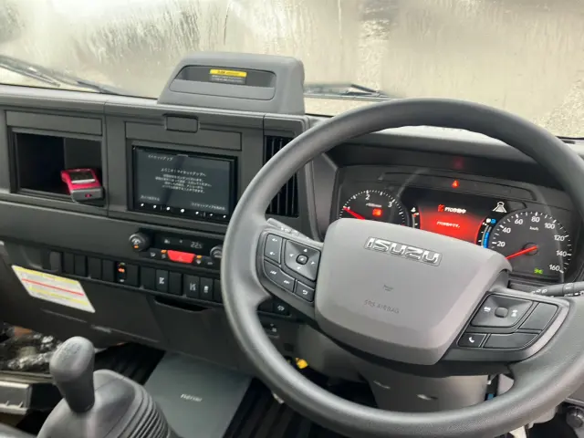 いすゞ エルフ 2RG-NPR88AM(2WD)の写真22
