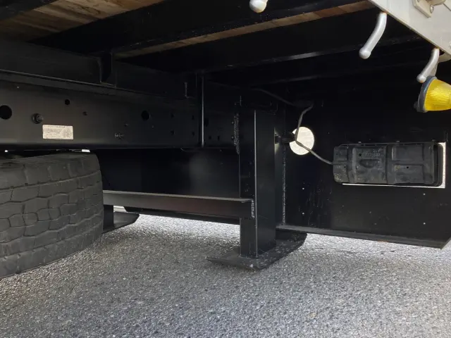 三菱 ファイター 2KG-FK71F(2WD)の写真18