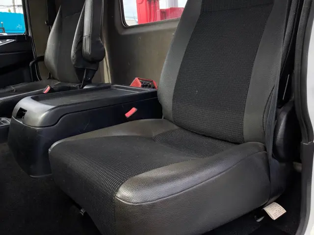三菱 ファイター 2KG-FK71F(2WD)の写真20