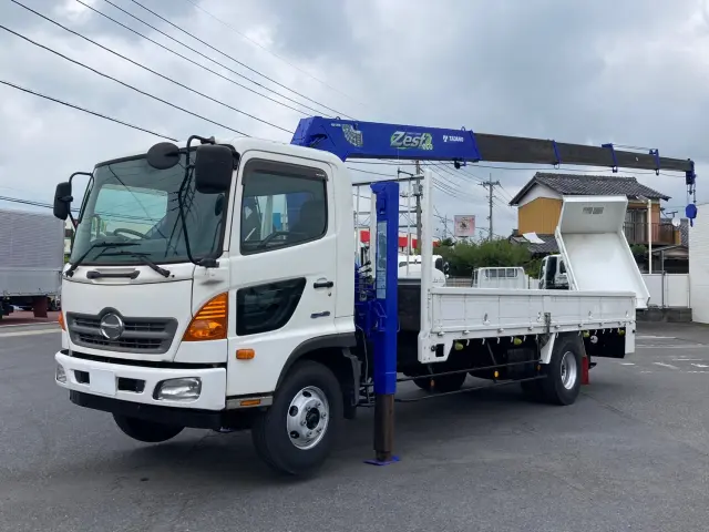 日野 レンジャー TKG-FC9JKAP(2WD)の写真1