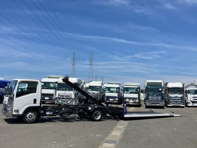いすゞ エルフ 2RG-NPR88AN(2WD)の写真5