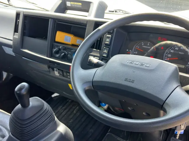 いすゞ エルフ 2RG-NPR88AN(2WD)の写真22
