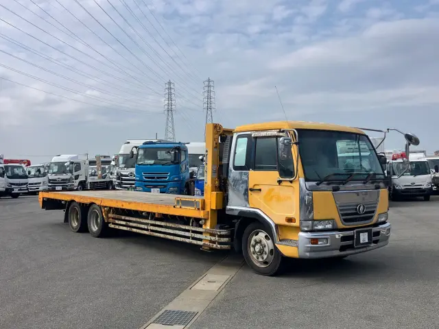 UD コンドル PK-PW37A(6x4)の写真2