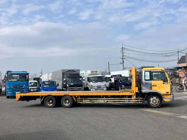 UD コンドル PK-PW37A(6x4)の写真8