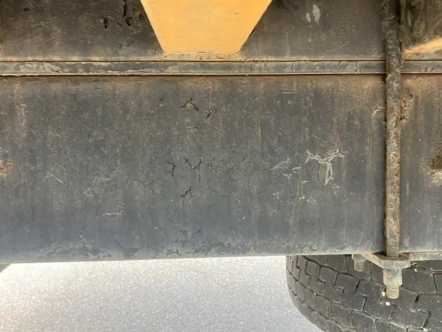 UD コンドル PK-PW37A(6x4)の写真17