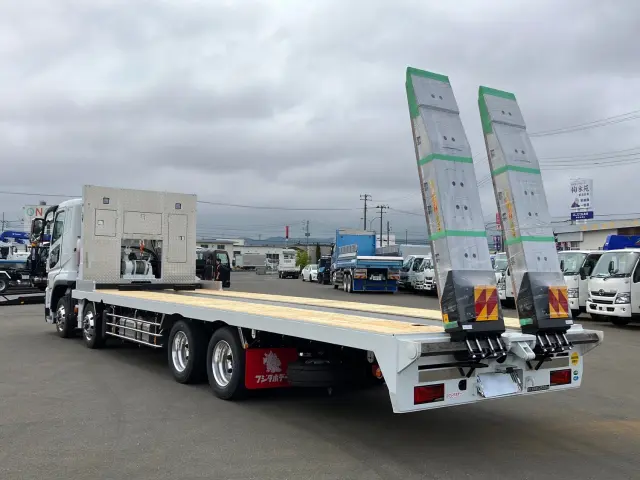 三菱 スーパーグレート 2PG-FS80VZ(8x4)の写真4