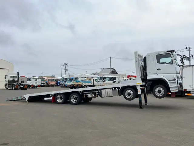 三菱 スーパーグレート 2PG-FS80VZ(8x4)の写真6