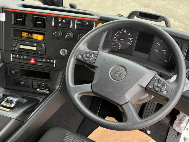 三菱 スーパーグレート 2PG-FS80VZ(8x4)の写真23