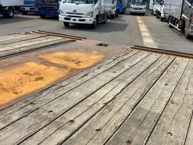 三菱 ファイター QDG-FQ62F(6x4)の写真9