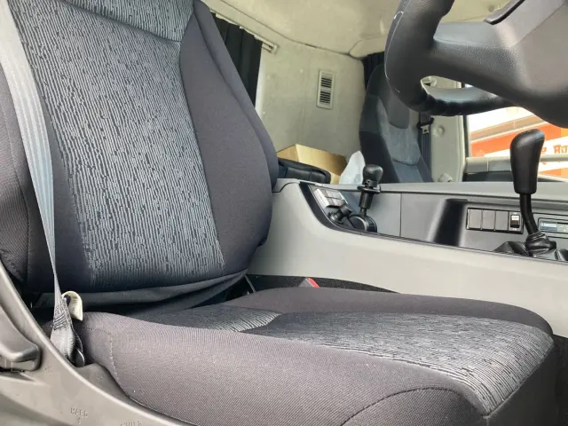 三菱 スーパーグレート 2KG-FS70HZ(8x4)の写真20