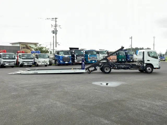 三菱 キャンター TPG-FEB80(2WD)の写真6