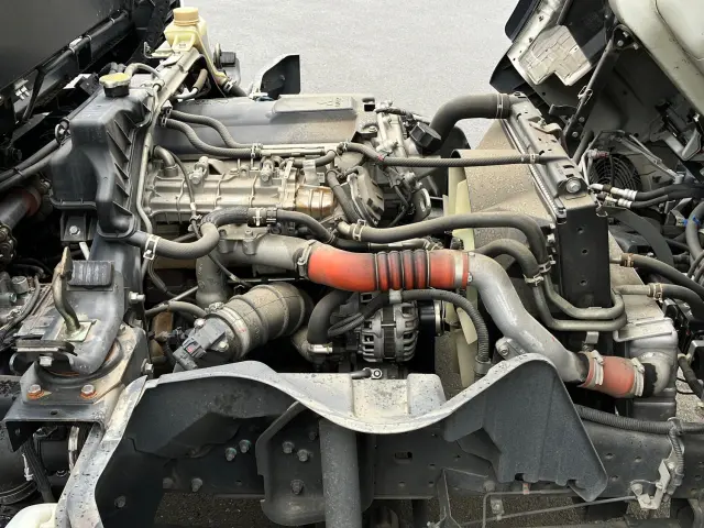 三菱 キャンター TPG-FEB80(2WD)の写真19