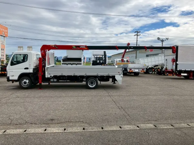 三菱 キャンター 2RG-FEB80(2WD)の写真5