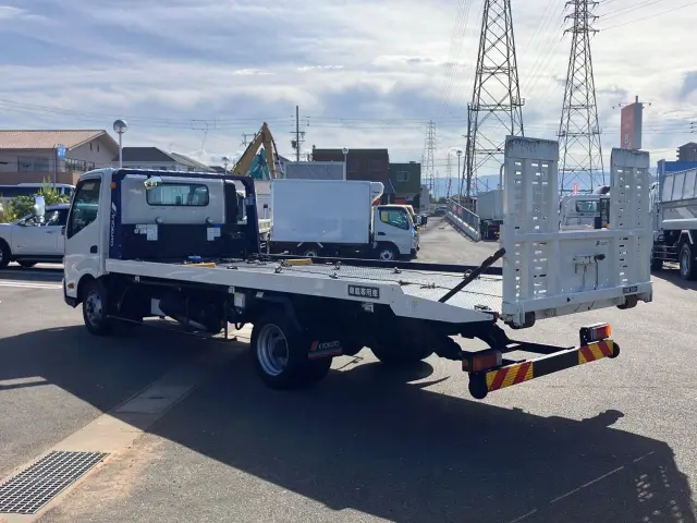 日野 デュトロ 2RG-XZU722M(2WD)の写真4