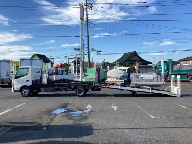 日野 デュトロ 2RG-XZU722M(2WD)の写真5