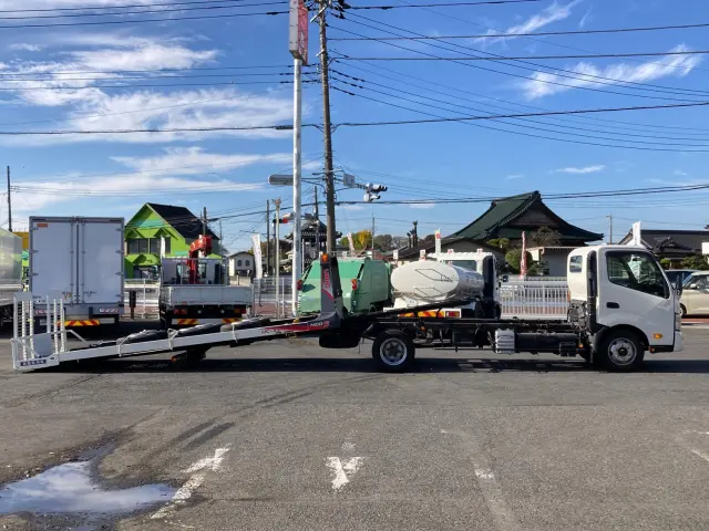 日野 デュトロ 2RG-XZU722M(2WD)の写真6