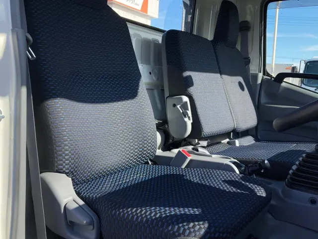 日野 デュトロ 2RG-XZU722M(2WD)の写真20