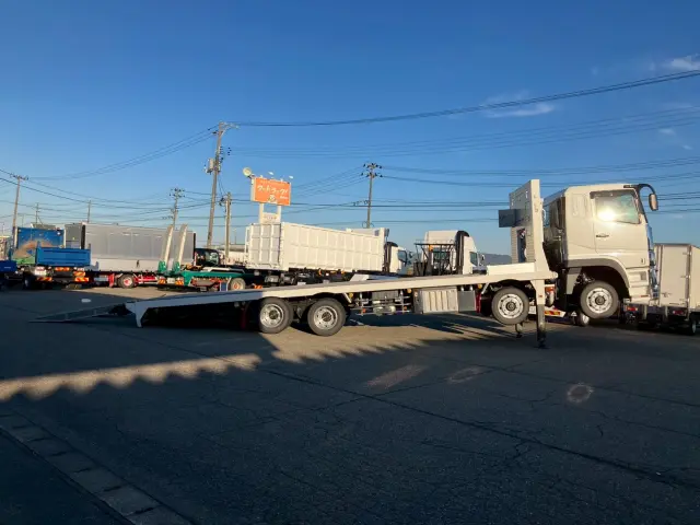 三菱 スーパーグレート 2PG-FS70HZ(8x4)の写真6