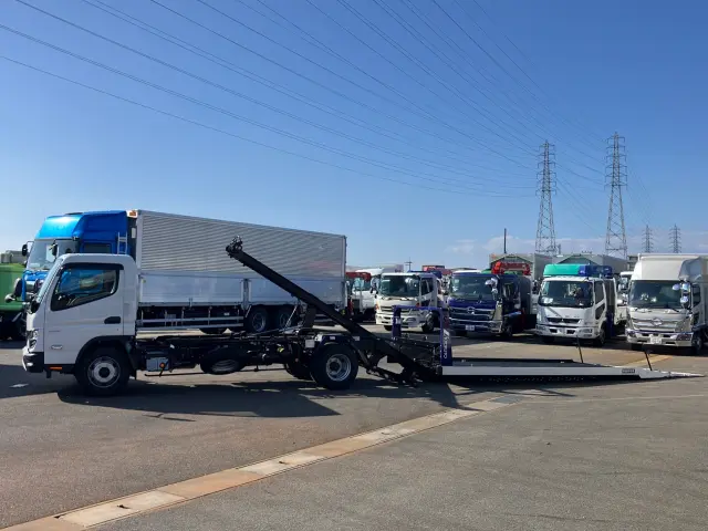 三菱 キャンター 2PG-FEB80(2WD)の写真5