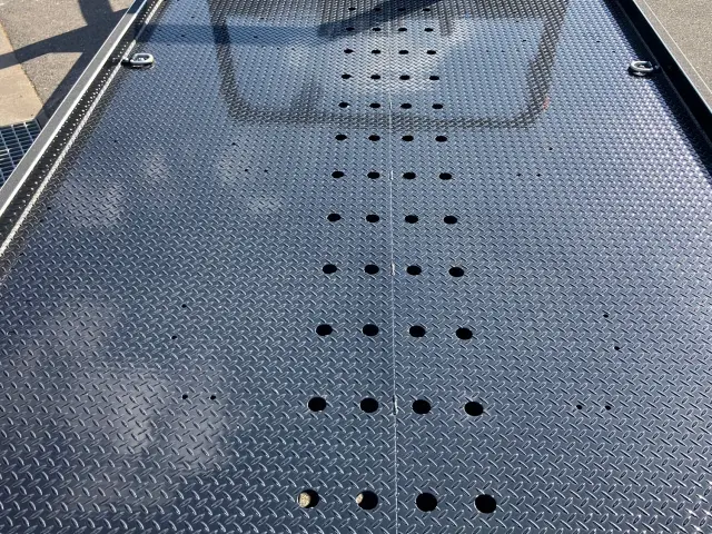 三菱 キャンター 2PG-FEB80(2WD)の写真11