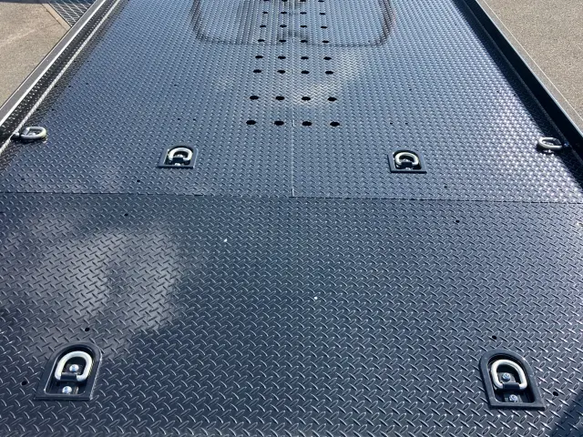 三菱 キャンター 2PG-FEB80(2WD)の写真12