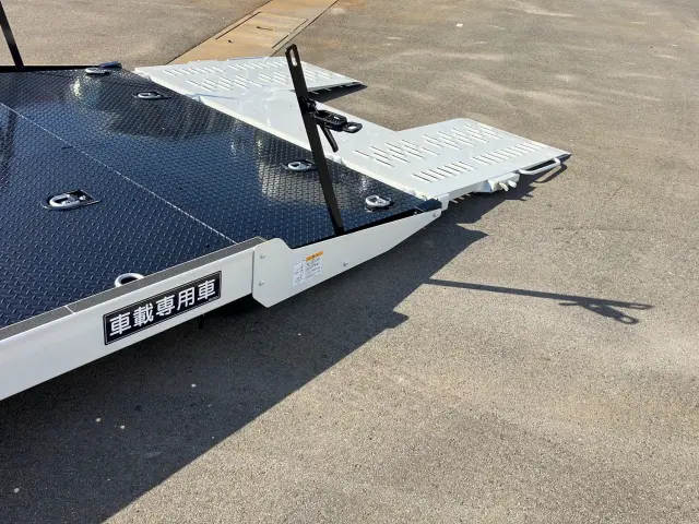 三菱 キャンター 2PG-FEB80(2WD)の写真17