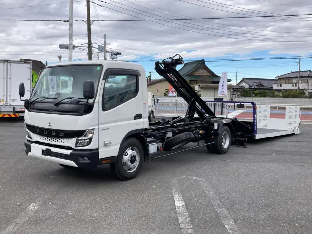 三菱 キャンター 2PG-FEB80(2WD)の写真1