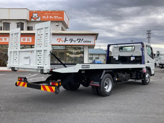 三菱 キャンター 2PG-FEB80(2WD)の写真3