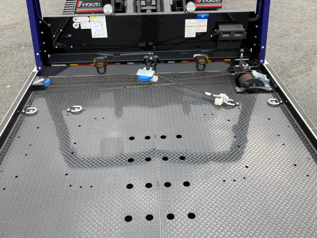 三菱 キャンター 2PG-FEB80(2WD)の写真10