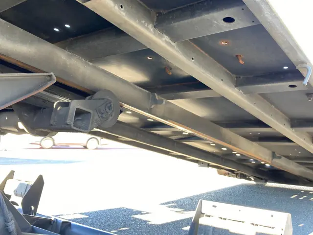 三菱 キャンター TPG-FEB80(2WD)の写真17