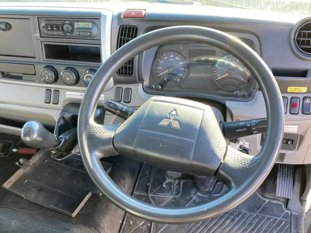 三菱 キャンター TPG-FEB80(2WD)の写真22