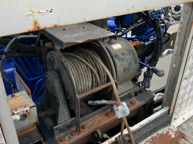 いすゞ フォワード QPG-FTR34S2(2WD)の写真10