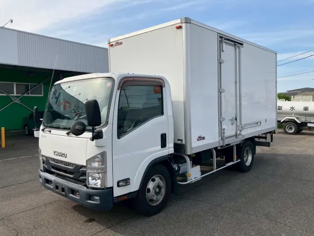 いすゞ エルフ TKG-NPR85YN(2WD)の写真1