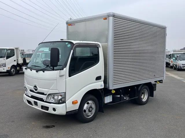 日野 デュトロ 2RG-XZC605M(2WD)の写真1