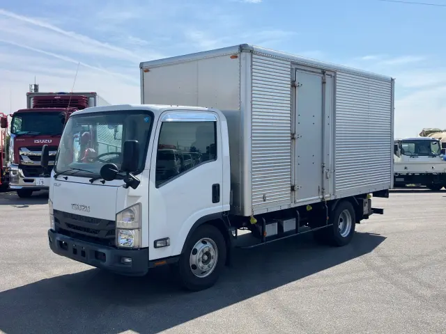 いすゞ エルフ TPG-NPR85YN(2WD)の写真1