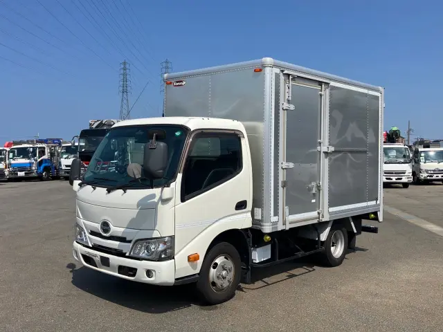 日野 デュトロ 2RG-XZC605M(2WD)の写真1
