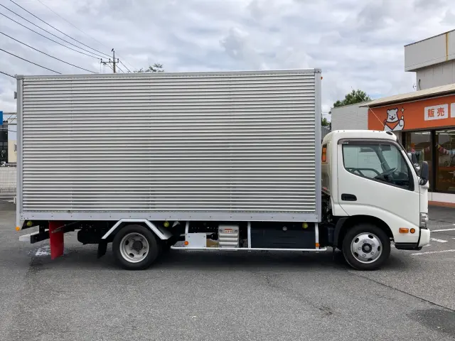 日野 デュトロ 2RG-XZU655M(2WD)の写真6