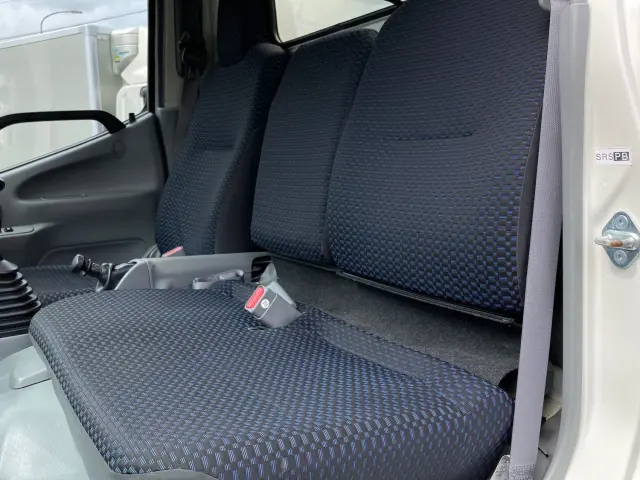 日野 デュトロ 2RG-XZU655M(2WD)の写真15