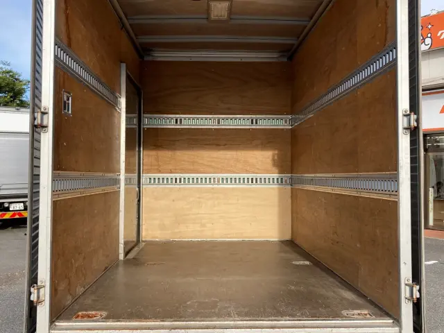 トヨタ ダイナ 2RG-XZC605(2WD)の写真8